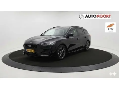 Ford Focus Wagon 1.0 EcoBoost Hybrid ST Line 2023 68.000km garantie nieuwe servicebeurt Groot touchs
