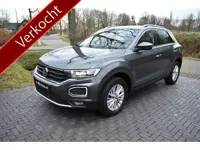 Volkswagen T-Roc 1.5 TSI Sport LEER, PANO, ACC SLÉCHTS 45DKM!