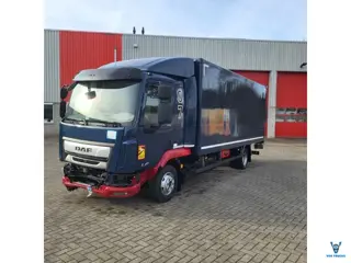 DAF LF210 / ENGINE RUNNING / ONLY:120371 KM / PLATFORM:1000 KG / LWDS / AIRCO / AUTOMATIC / EURO-6 /
