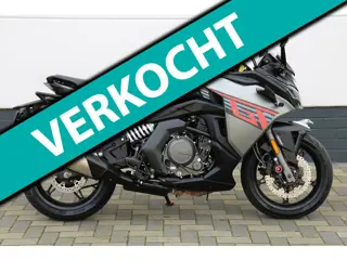 CFMoto Tour 650 GT Carbon Edition met slechts 8113 km !!