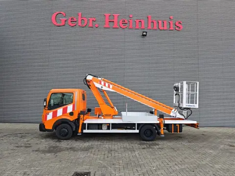 Renault Maxity 120 DXI Multitel 160 ALU (bj 2016)