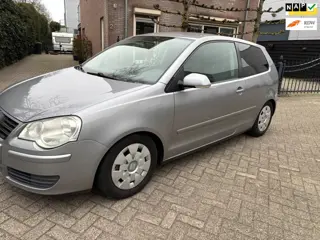 Volkswagen Polo 1.4-16V Optive 5-deurs