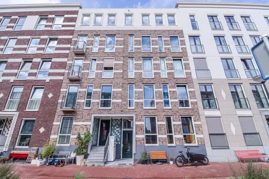 Woning aan de Memeleiland te Amsterdam