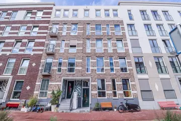 Woning aan de Memeleiland te Amsterdam