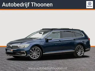 Volkswagen Passat Variant 1.4 TSI PHEV GTE Business | Trekhaak | Pano | Keyless | Camera