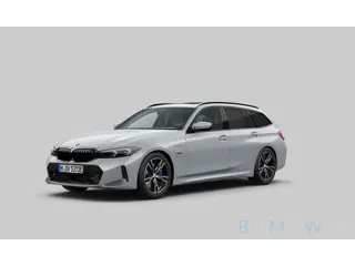BMW 3-serie Touring 330e xDrive | M Sport Pro | ACC | PANO | Trekhaak