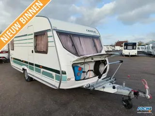 Chateau Calista 450 FHU Mover Lengtebed Zit Tent