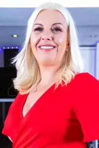 Vrouw met uitstraling zoekt echte klik