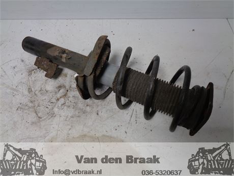 Ford Focus C-Max 1.6 16V 2003-2007 Veerpoot rechts voor