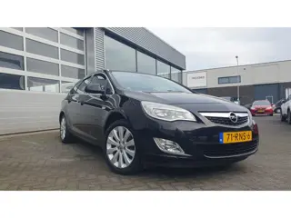 Opel Astra Sports Tourer 1.4 Turbo Cosmo