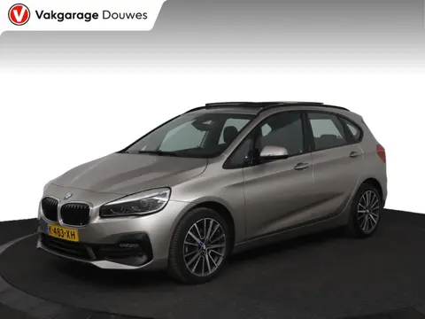 BMW 2 Serie Active Tourer 218i High Executive |NAP |1e eigenaar | Automaat | Pano | HUD | Stoelverwa