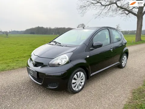 Toyota Aygo 1.0-12V AIRCO / ELEK. RAMEN / NIEUWE APK