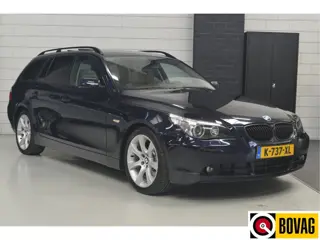 BMW 5-serie Touring 545i High Executive // HEAD-UP // PANO // LEDER // PDC V&A // YOUNGTIMER //