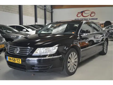 Volkswagen Phaeton 3.2 V6 5p. /// LEES TEKST ///
