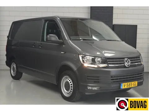 Volkswagen Transporter 2.0 TDI L1H1 Comfortline // AUTOMAAT // 116.000 km // AIRCO // CRUISE CONTROL