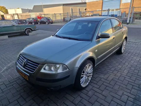 Volkswagen Passat 1.8 Turbo Arctic (bj 2004)