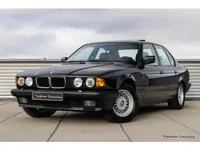 BMW 750i E32 | 75.000KM | Perfect Condition | Sunroof | HiFi