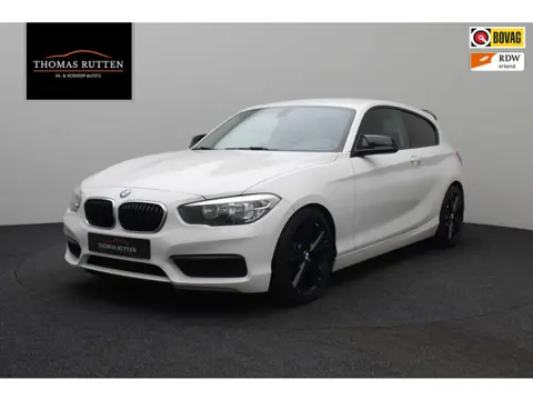 BMW 1-serie 118i 2016 | Climate control | Navigatie | Bluetooth | Lichtmetaal | PDC | Regen + Lichts
