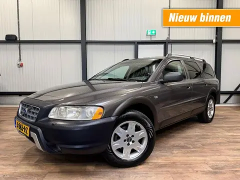 Volvo Xc70 2.5 T Kinetic / AWD / GEARTRONIC / CRUISE / CLIMA /