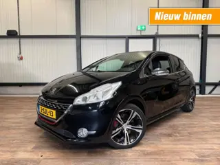 Peugeot 208 1.6 THP GTi 200pk / LEDER / NAVI / CLIMA /
