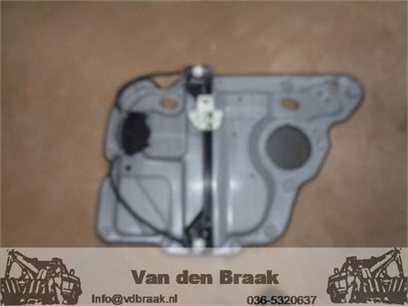 Volkswagen Touran 2003-2010 Raammechaniek elec. linksachter