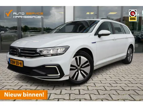 Volkswagen Passat Variant 1.4 TSI PHEV GTE | ACC | Camera | Winter Pakket |