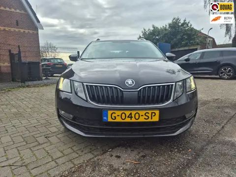 Skoda Octavia Combi 1.6 TDI Greentech Clever Edition DSG