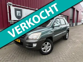 Kia Sportage 2.0 CVVT Executive // Clima // PDC // Trk.Hk // 1/2 Leer
