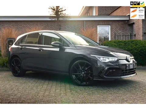 Volkswagen Golf 1.4 eHybrid 204 PK 1e Eig R-Line Pano Massage Adaptive 19''