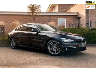 BMW 4-serie Gran Coupé 418i Executive Edition 136 PK | M-Pakket | Carbon Zwart | Schuifdak | Camera 