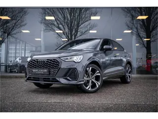 Audi Q3 Sportback 45 TFSI e S Edition - 20inch - Optiek zwart - Keyless
