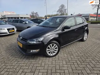 Volkswagen POLO 1.4-16V Highline/APPLE CARPLAY