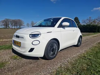 Fiat 500 E Icon 42 kWh (bj 2022, automaat)