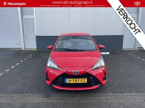 Toyota Yaris 1.0 VVT-i Connect | Apple/Android navigatie | LM velgen | Org NL en 1e Eigenaar |