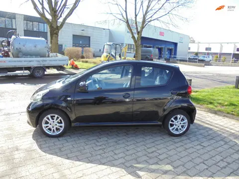 Toyota Aygo 1.0-12V Nieuwe APK