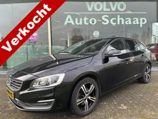 Volvo V60 2.0 D4 5-cilinder Momentum Automaat | Rijklaar incl garantie | Schuifdak Donker glas Xenon
