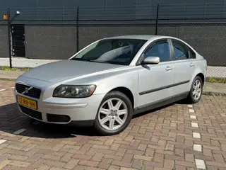 Volvo S40 1.8 |Kinetic| |CruiseControl| |Camera| |Trekhaak|