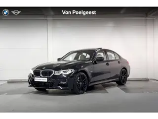 BMW 3 Serie Sedan 330e xDrive Business Edition Plus | M-Sport | Pano | Stoelverwarming