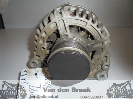 Seat Ibiza 1.4 16V 1999-2002 Dynamo met vrijlooppoelie
