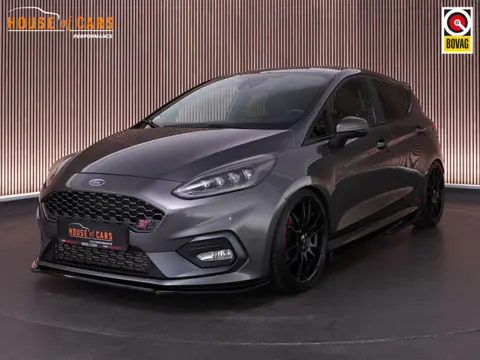 Ford Fiesta ST-3 1.5 200pk |Milltek|Maxton|O.Z 18"|B&O|dealer onderhouden|blind spot|winterpack|Appl
