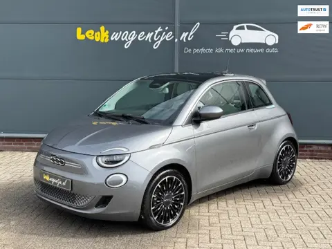 Fiat 500 e La Prima 42 kWh *carplay *camera *leer *stoelv.