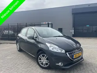 Peugeot 208 1.4 HDi Automaat|Navi|Clima Parkeersensor