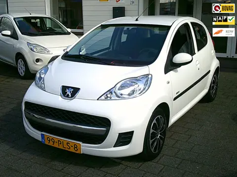 Peugeot 107 1.0-12V Millesim 200 (AIRCO/5-drs.)