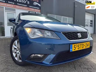 Seat Leon 1.2 TSI Enjoy 5 drs en parkeersensoren en navigatie en bluetooth telefoon / media en airco