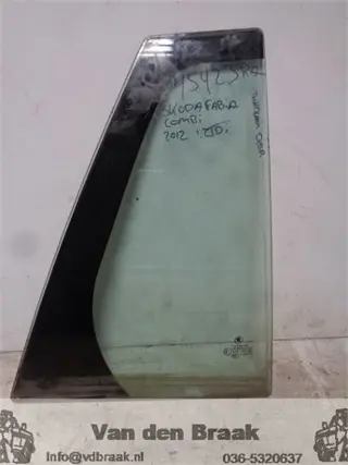 Skoda Fabia Combi 2008-2015 Scheerruit rechts achter