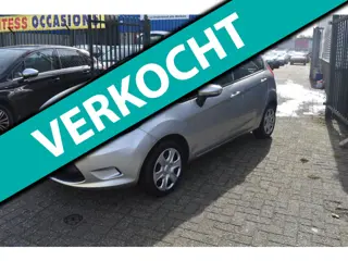 Ford Fiesta 1.25 Limited NIEUWE APK KEURING WEINIG KM