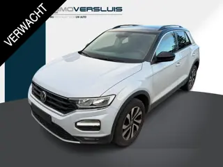 Volkswagen T-Roc 1.5 TSI Style Carplay Navigatie | Adaptieve Cruise | Trekhaak | 12 mnd BOVAG garant