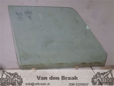 Nissan Patrol GR 1988-1998 Portierraam rechts voor
