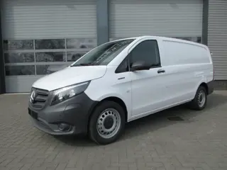 Mercedes-Benz Vito E vito 112 L2 66 kWh snelladen SoH 97,5 % camera 3-zits