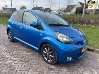 Toyota Aygo 1.0-12V Dynamic Navigator-Airco-97000 km